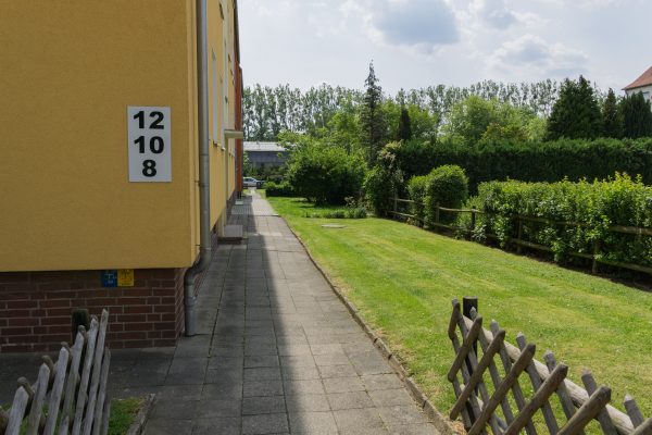 Außenansicht_Fichtestraße-02204_Blick_Grundstückseingang